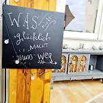 Hornig Zwei Terrassen, Parkplatz, Separater Eingang Apartman